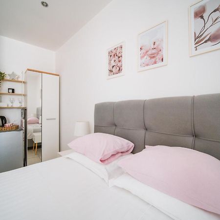 Korkyra Harbour Rooms 코츌라 외부 사진