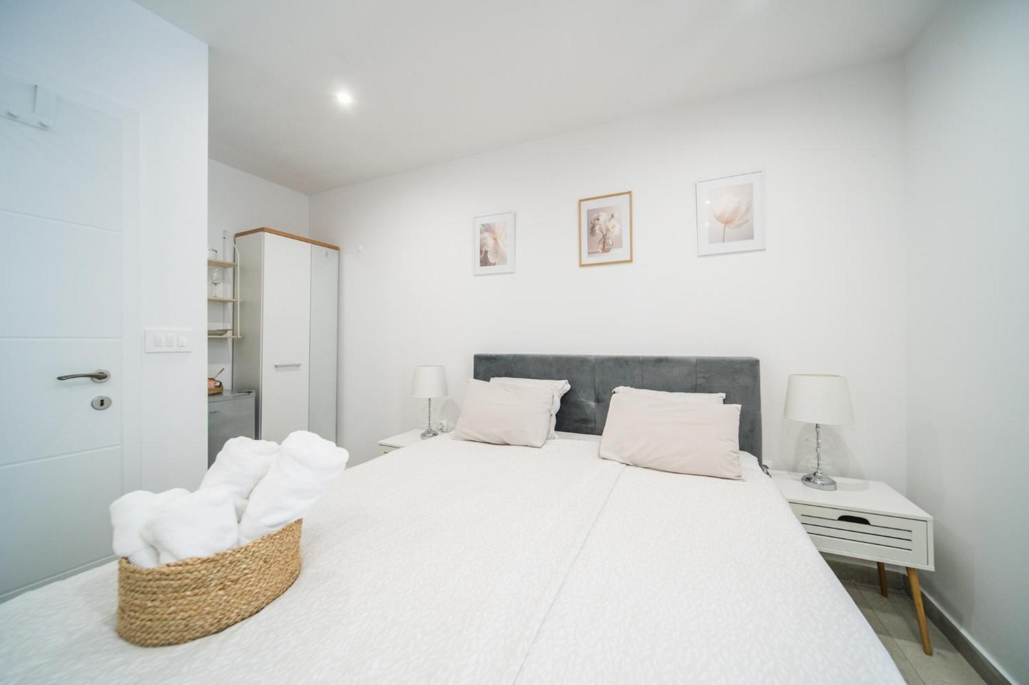 Korkyra Harbour Rooms 코츌라 외부 사진
